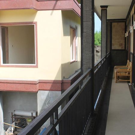 Waterfall Guest House Sukawati  Bagian luar foto