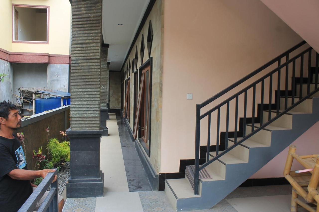Waterfall Guest House Sukawati  Bagian luar foto