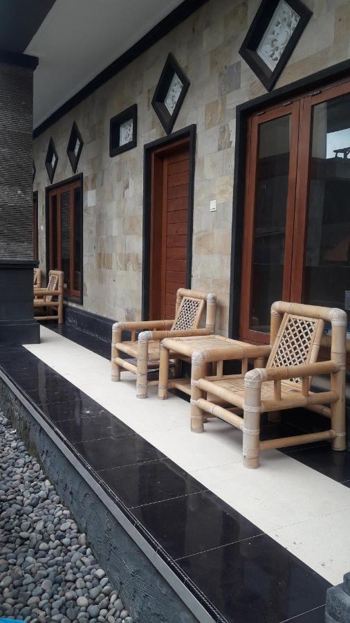 Waterfall Guest House Sukawati  Bagian luar foto